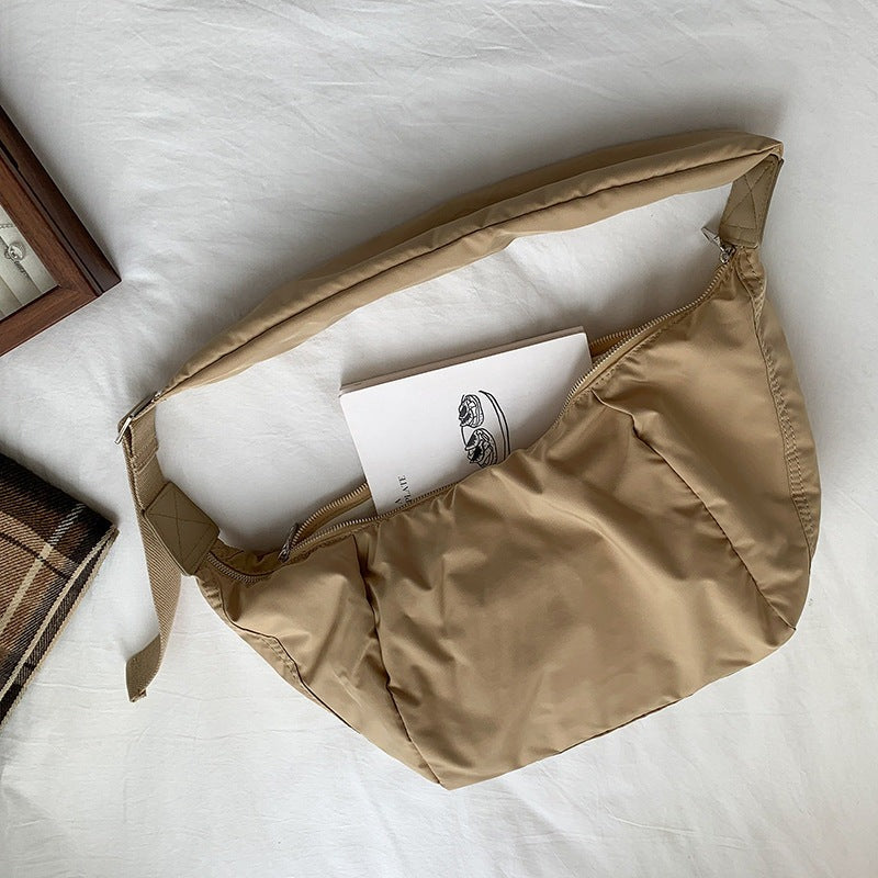 Lova torebka typu hobo i crossbody