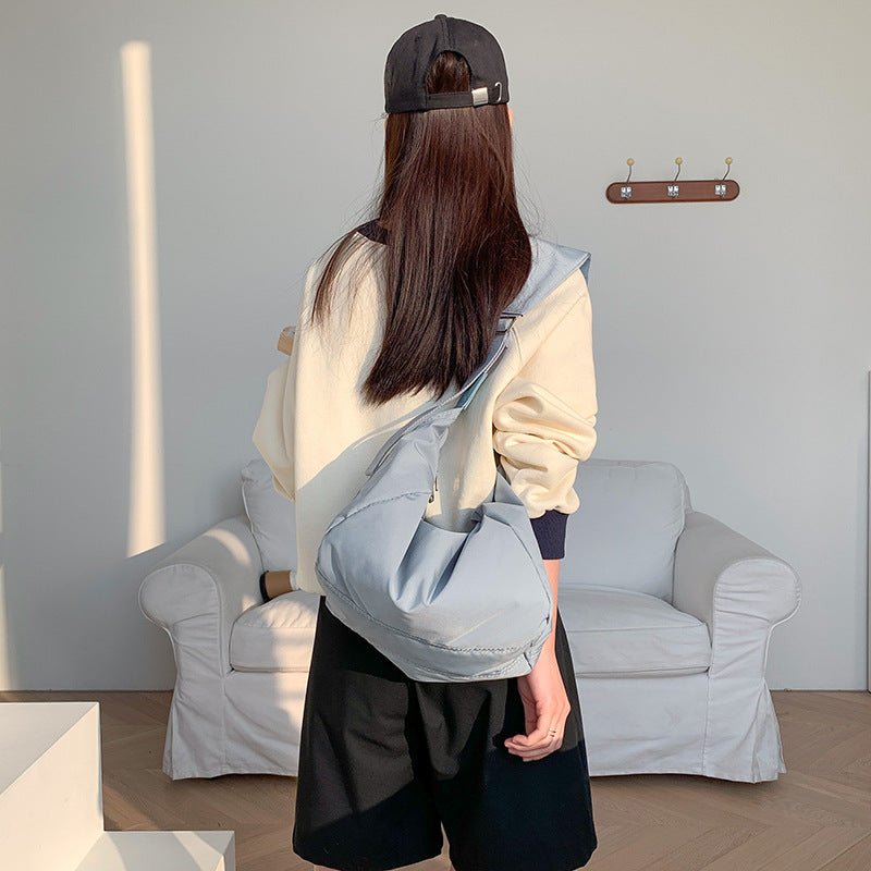 Lova torebka typu hobo i crossbody