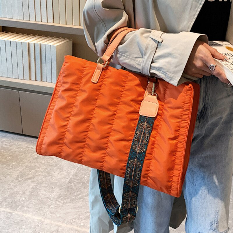 LIARA Puffer Tote