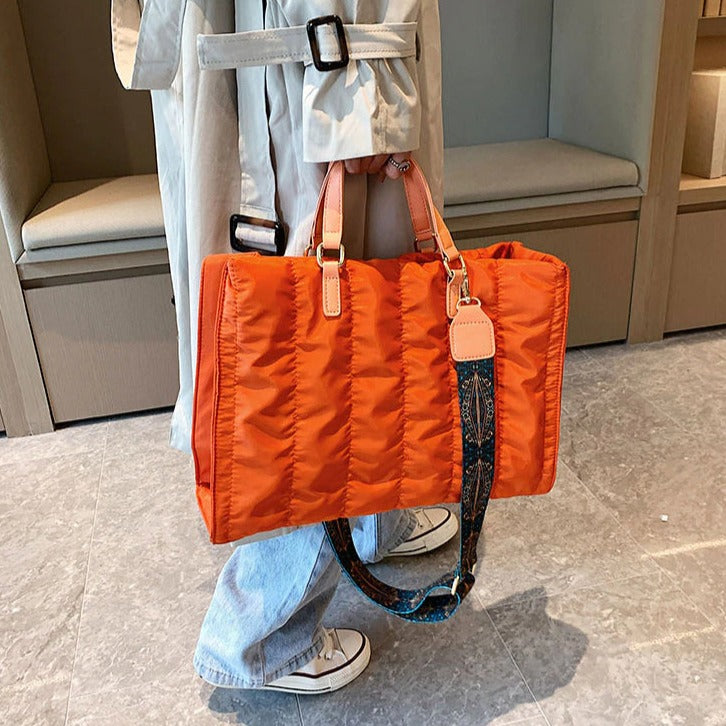 LIARA Puffer Tote