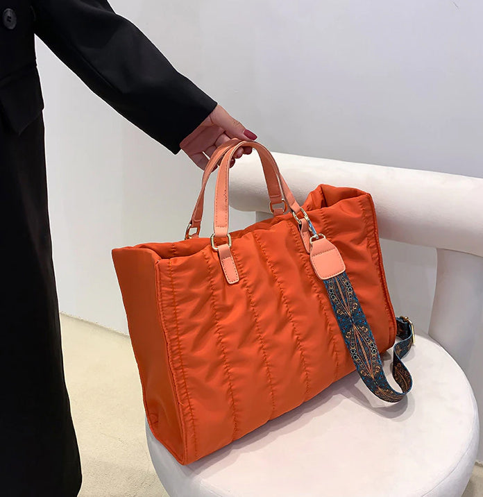 LIARA Puffer Tote