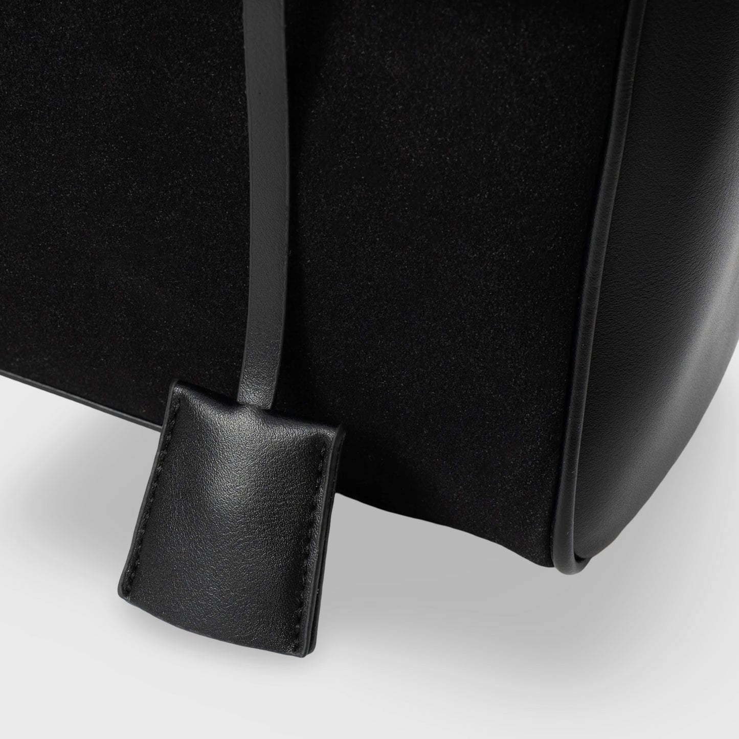 Chiara elegancka torebka z zamszem