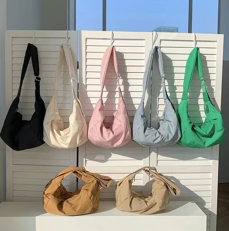 Lova torebka typu hobo i crossbody