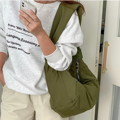 Lova torebka typu hobo i crossbody