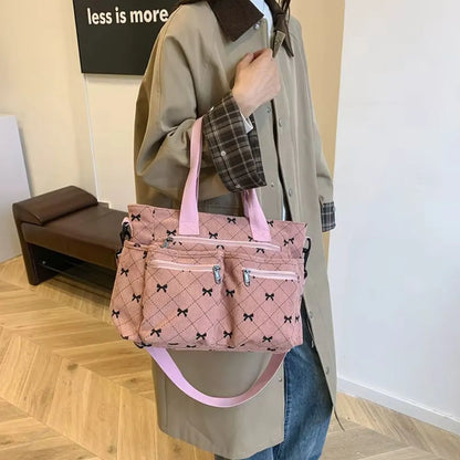 Vienne torba tote ze sztruksu z kokardowym wzorem