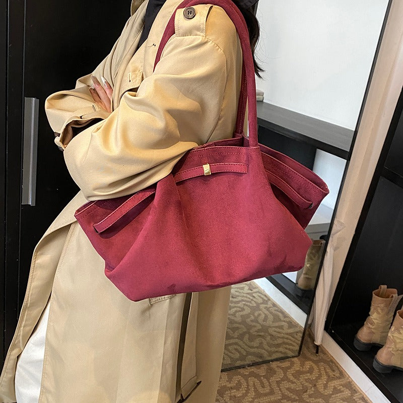 Gianna elegancka torebka zamszowa na ramię