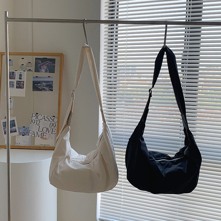 Lova torebka typu hobo i crossbody