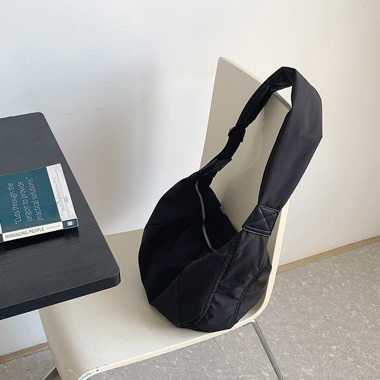 Lova torebka typu hobo i crossbody