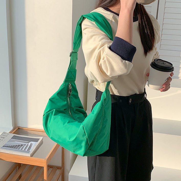 Lova torebka typu hobo i crossbody